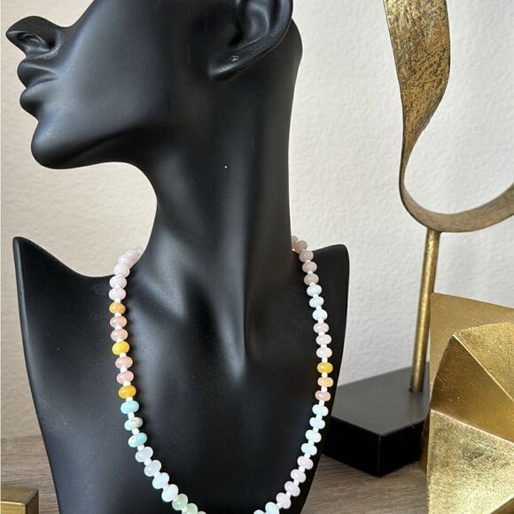 Rainbow necklace A611 - Picture 2 of 3